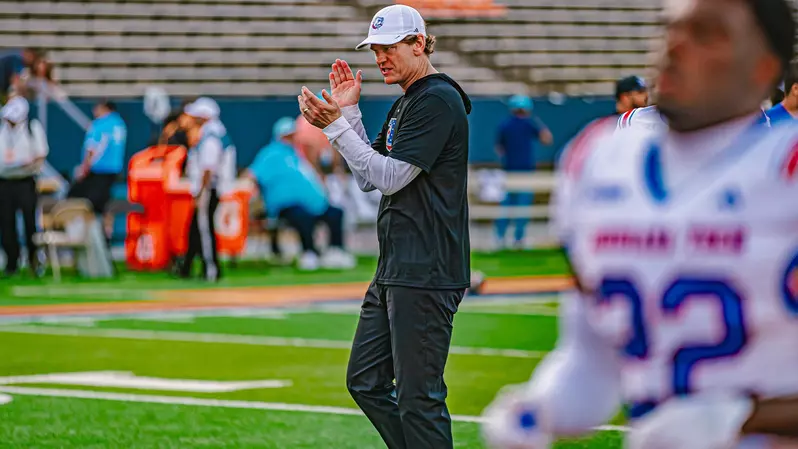 College football: Louisiana Tech’s Cumbie agrees to restructured contract